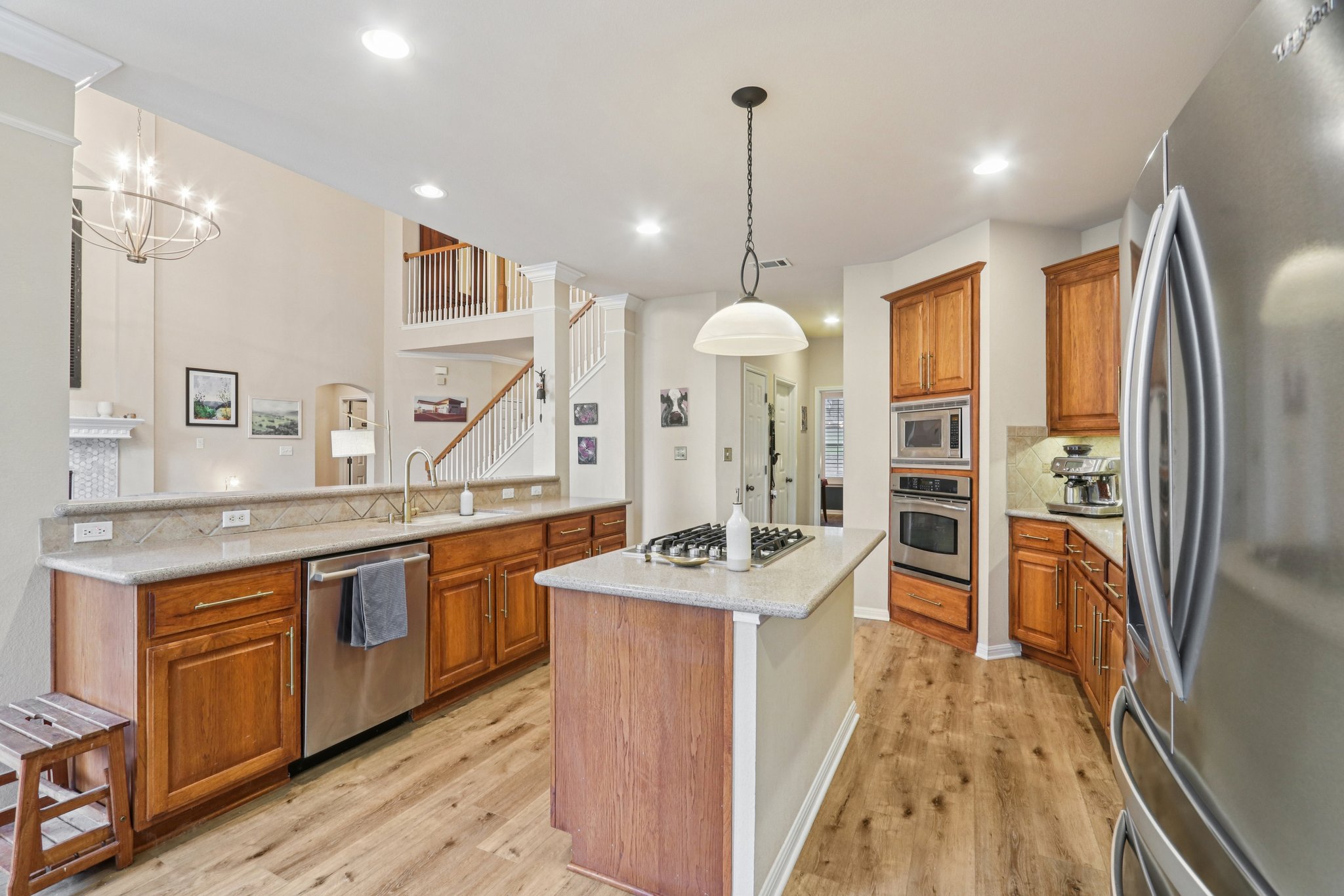 Via Dono Dr-L0212-024.jpg