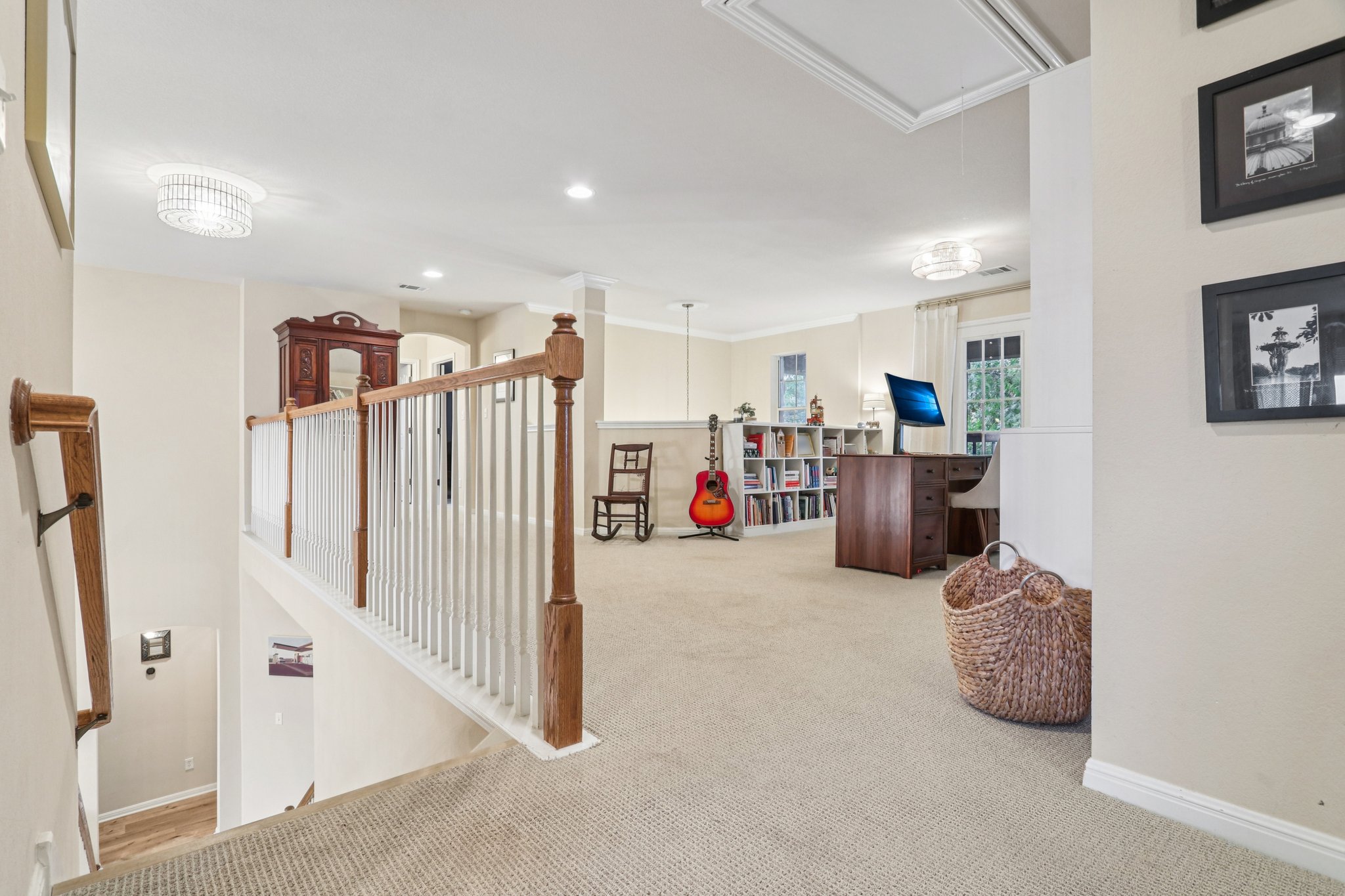 Via Dono Dr-L0212-033.jpg