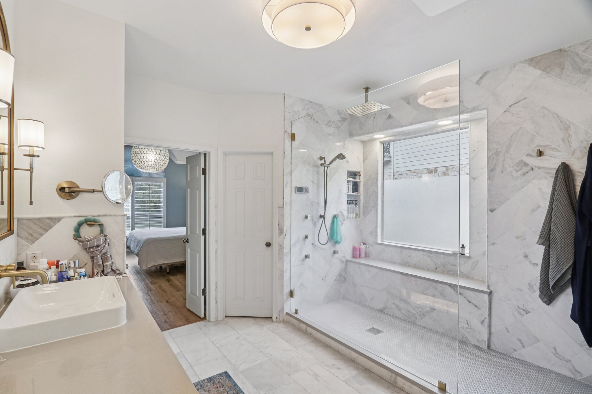 Via Dono Dr-L0212-042.jpg