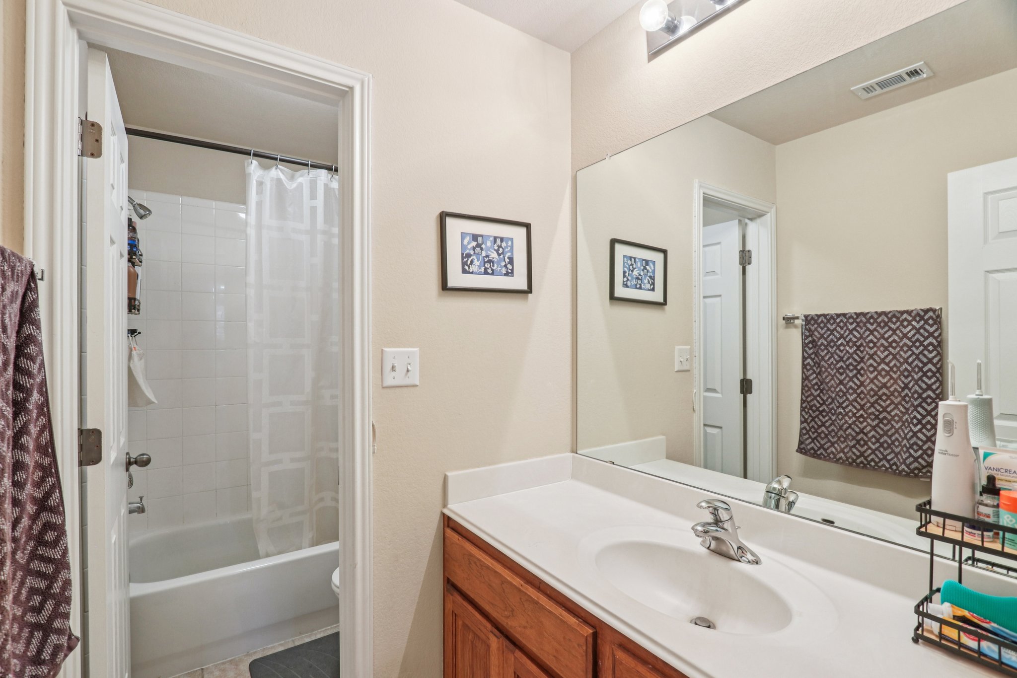 Via Dono Dr-L0212-053.jpg