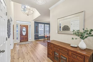 Via Dono Dr-L0212-006.jpg