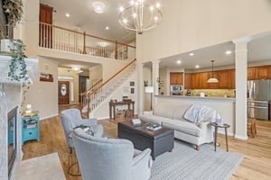 Via Dono Dr-L0212-013.jpg