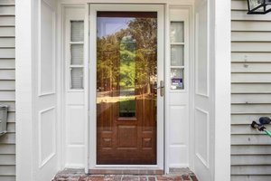 05. Front exterior.jpg