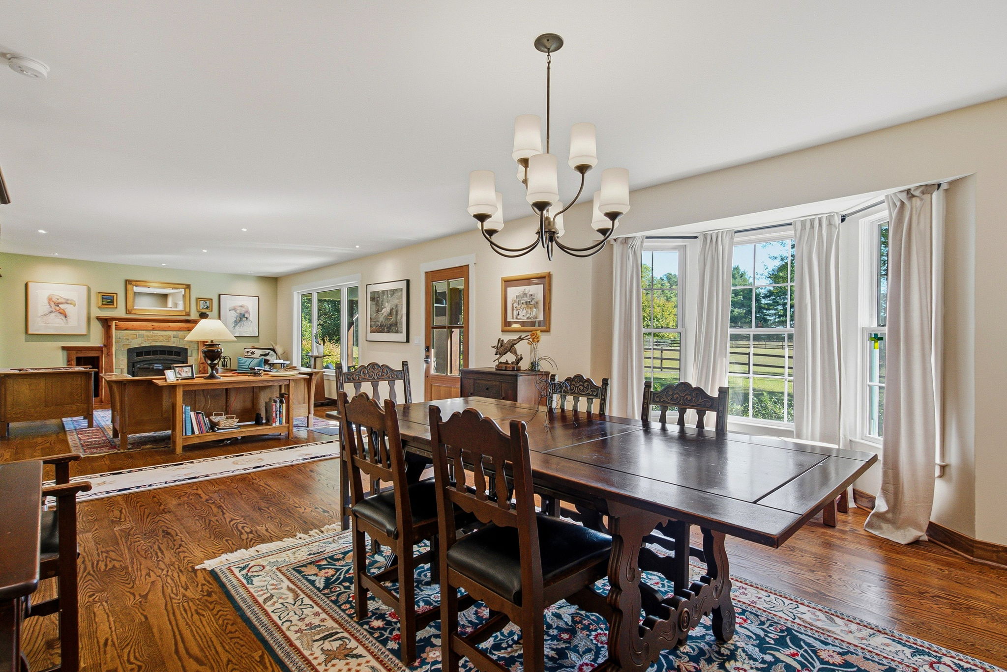  Photo 45