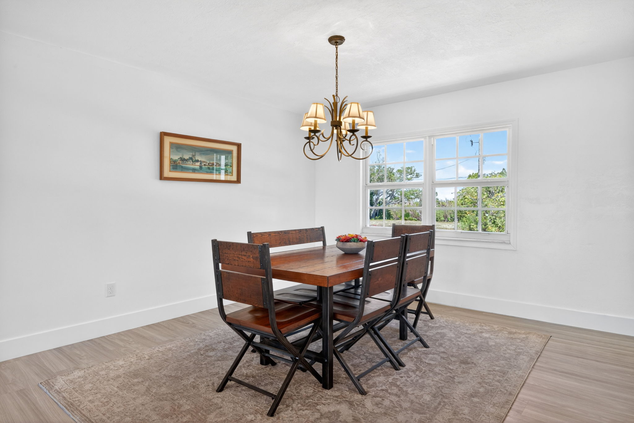 Dining Room 1 of 2 -r