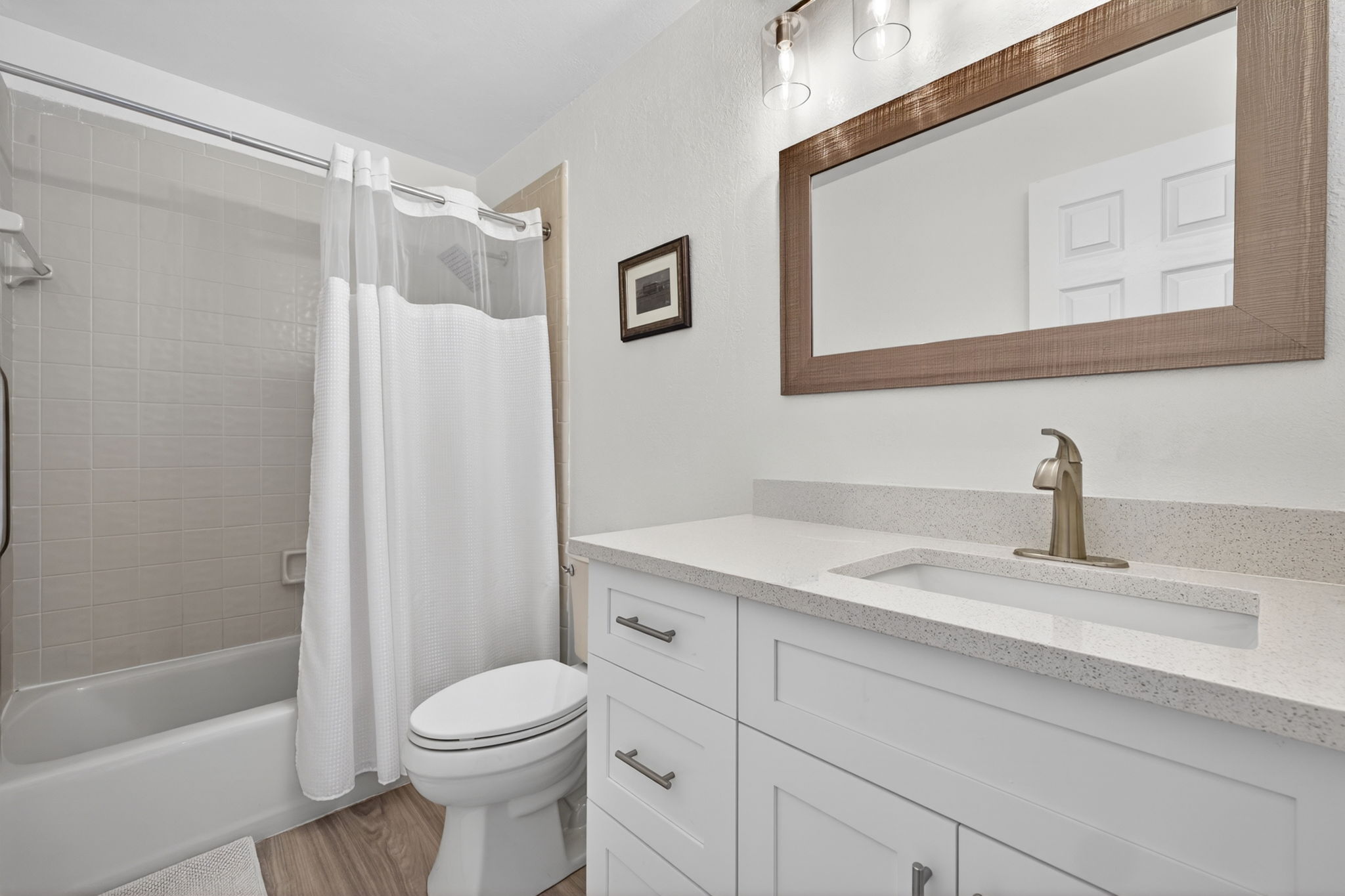 Guest Bathroom -r