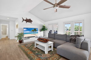Living Room 3 of 4