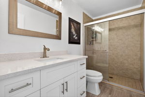 Primary Bathroom –r