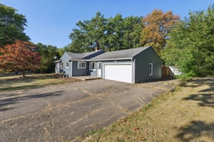 E State St-S1909-003.jpg