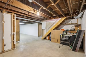 E State St-S1909-036.jpg
