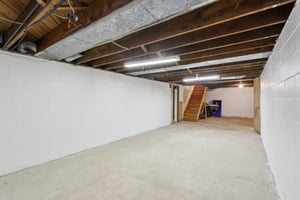 E State St-S1909-038.jpg