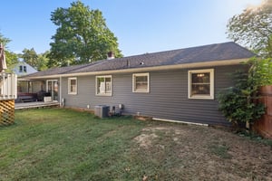 E State St-S1909-045.jpg