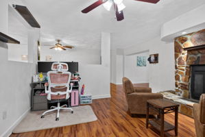  Photo 23