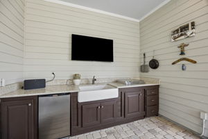 Summer Kitchen