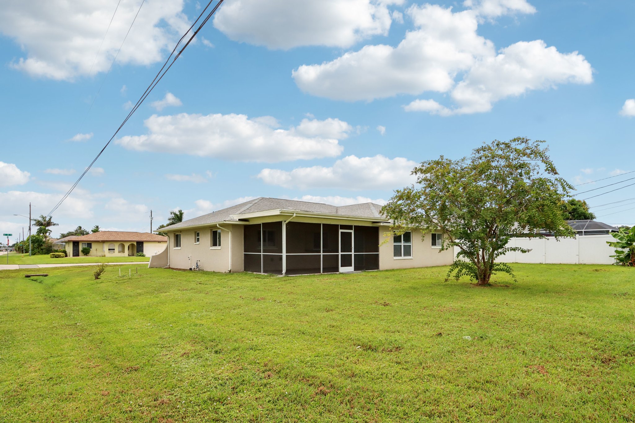 SE 35th St-S0109-022.jpg