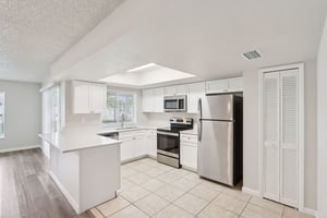 SE 35th St-S0109-008.jpg