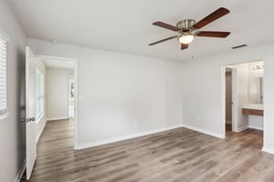 SE 35th St-S0109-016.jpg