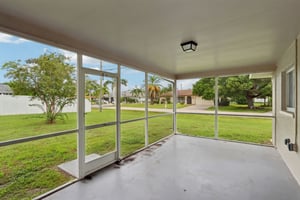 SE 35th St-S0109-020.jpg