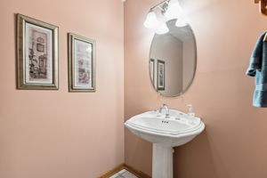 26_Interior