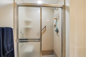 Clements-S0105-022.jpg