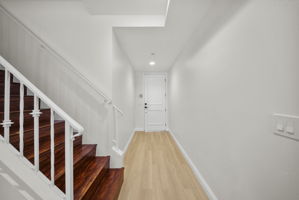  Photo 0
