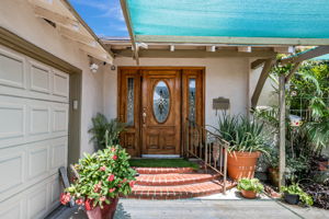 006_7134 Stansbury Ave 