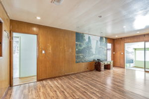 018_7134 Stansbury Ave 