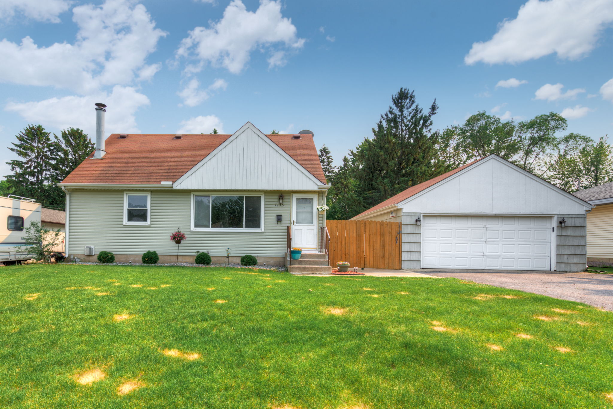  7135 Corliss Way E, Inver Grove Heights, MN 55076, US