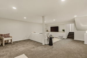  Photo 52