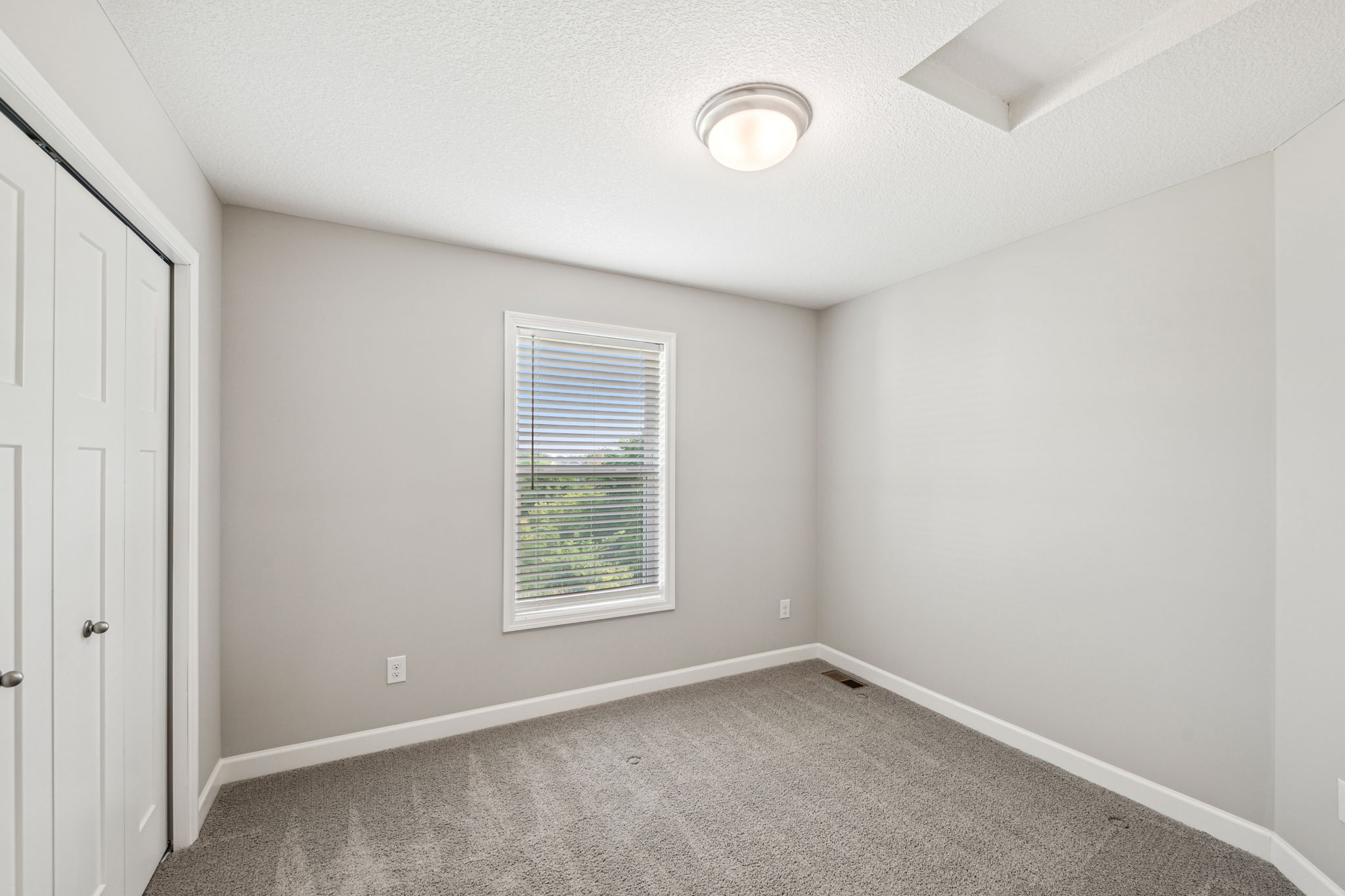 19_Interior