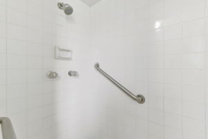 Photo 35