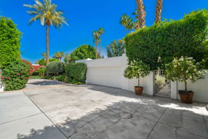 71383 Country Club Dr, Rancho Mirage, CA 92270, USA Photo 1