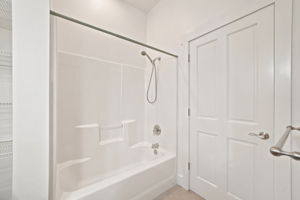  Photo 48