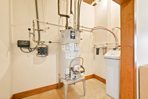  Photo 49