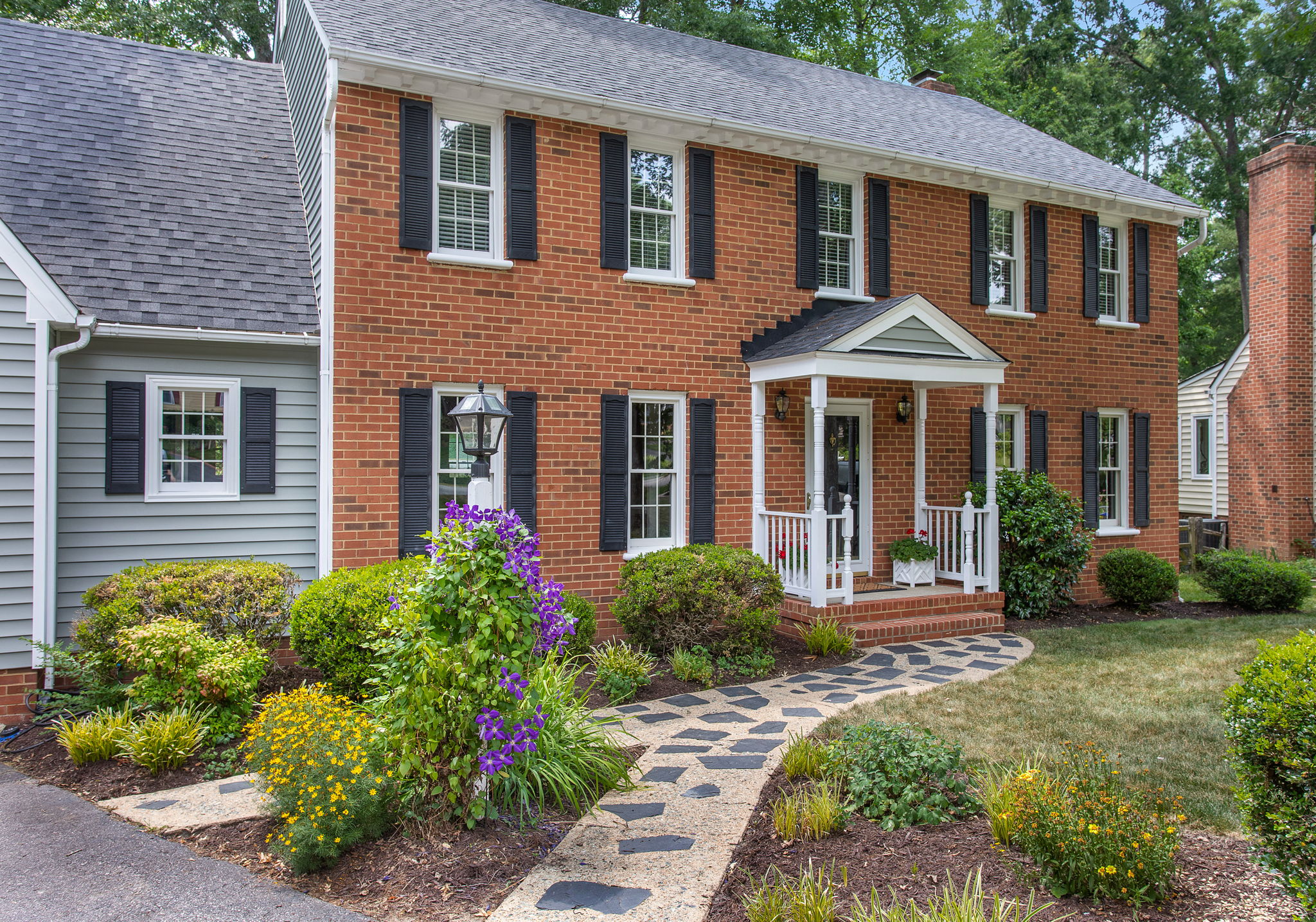 03-Exterior Front