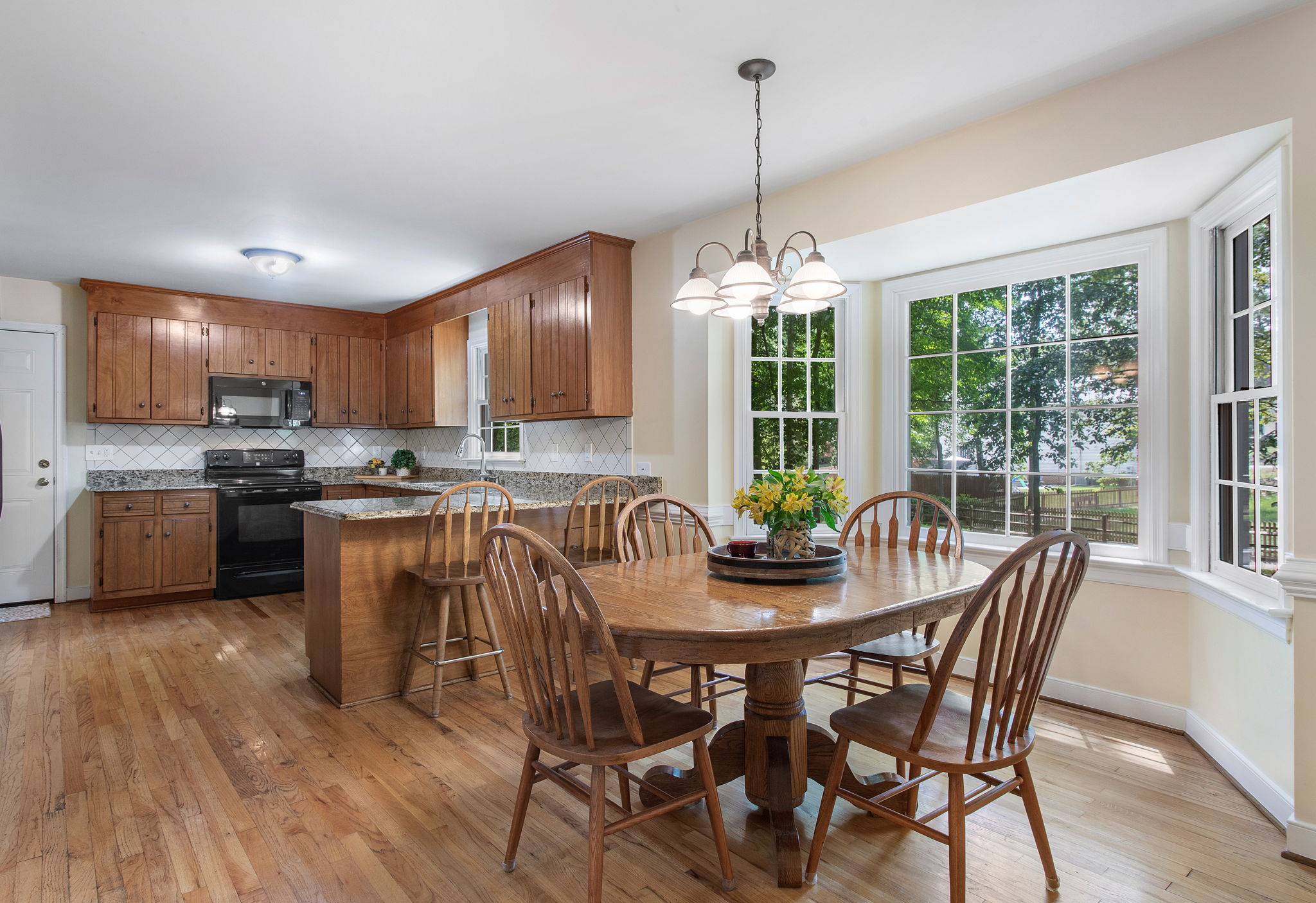 09-Kitchen