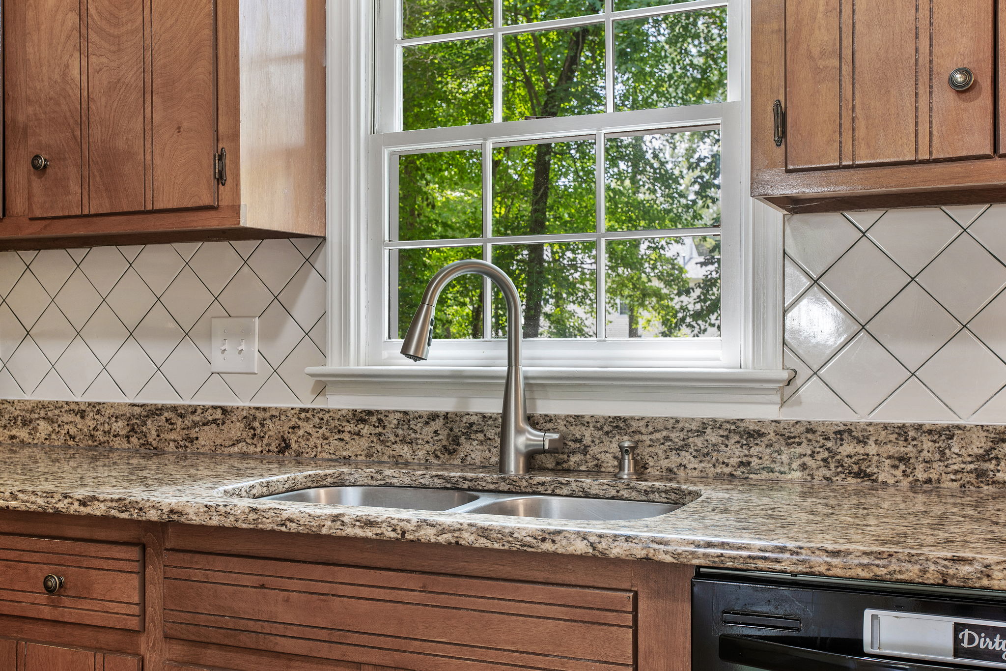 13-Kitchen Sink