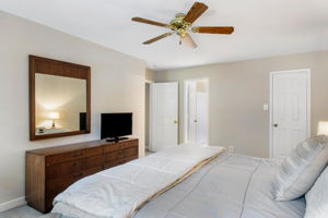 22-Primary Bedroom
