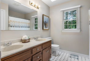 29-Hall Bath