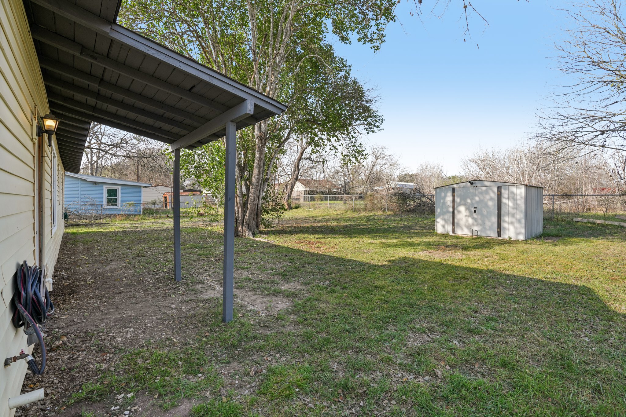 S Milam St-S0103-026.jpg