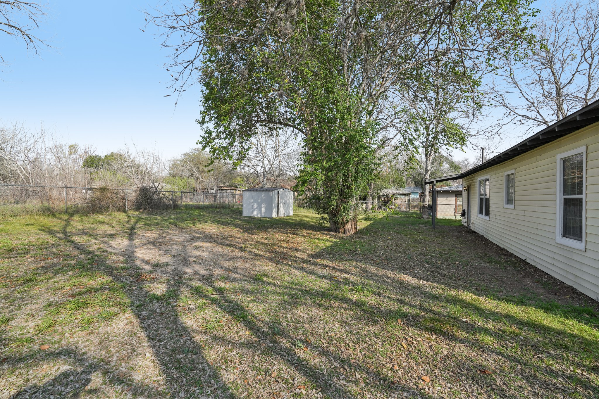 S Milam St-S0103-031.jpg