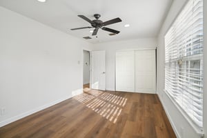 S Milam St-S0103-019.jpg