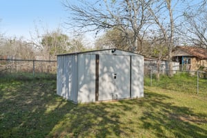 S Milam St-S0103-027.jpg