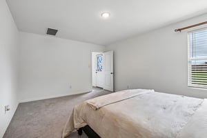 Wolf Crest Blvd-S1310-029.jpg