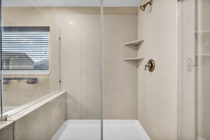  Photo 51