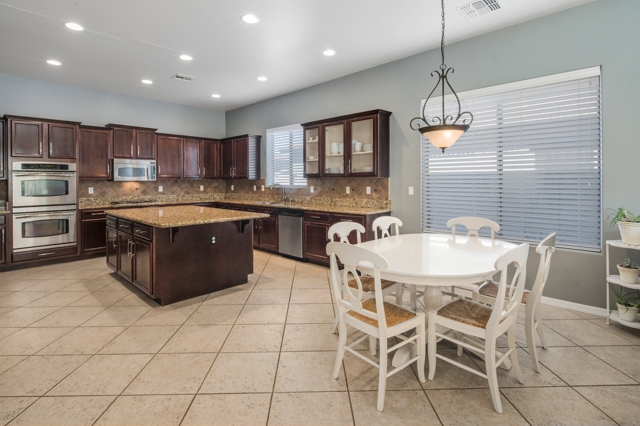 7143 S Champagne Way, Gilbert, AZ 85298, USA Photo 17