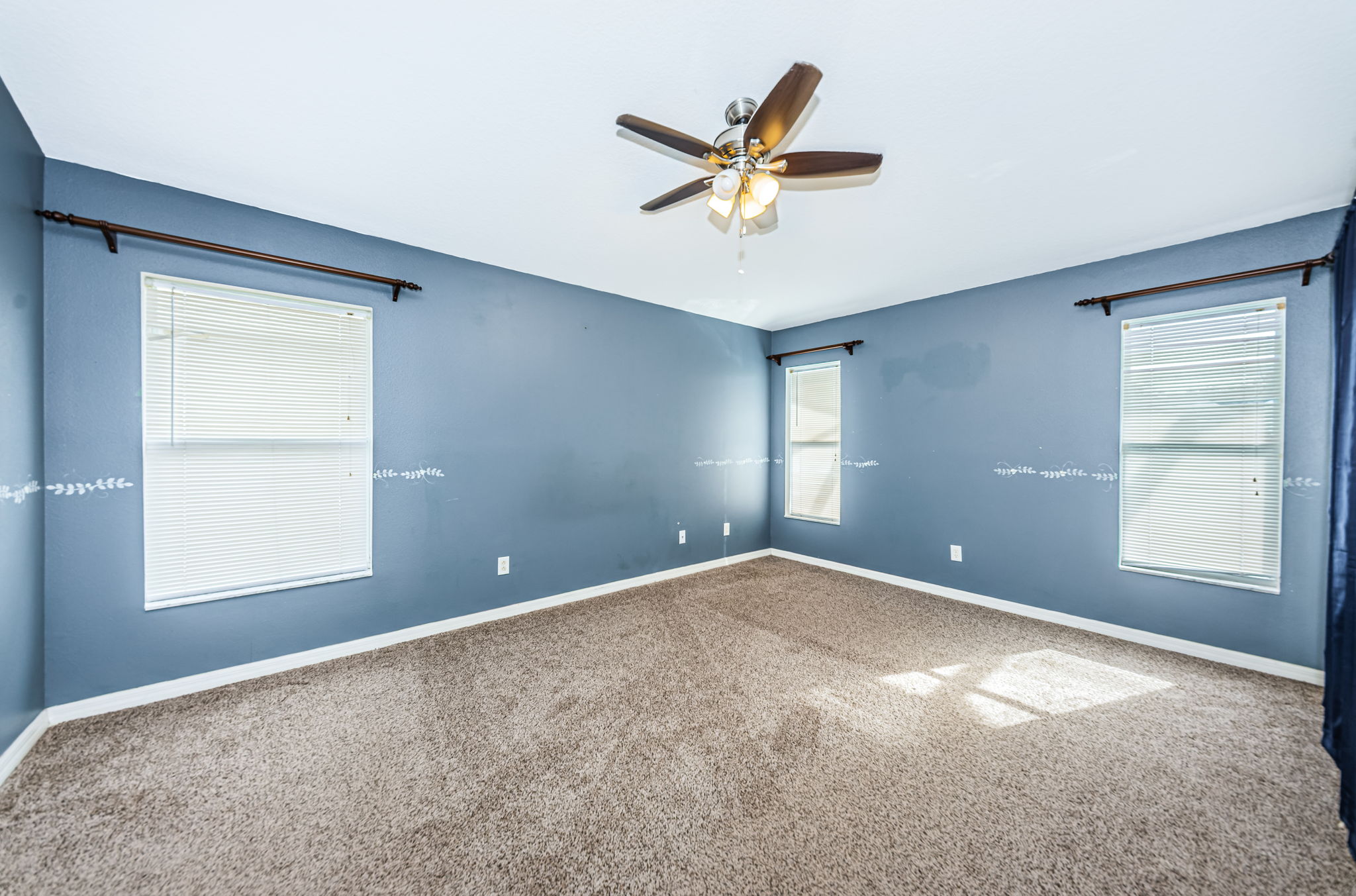 Master Bedroom1a