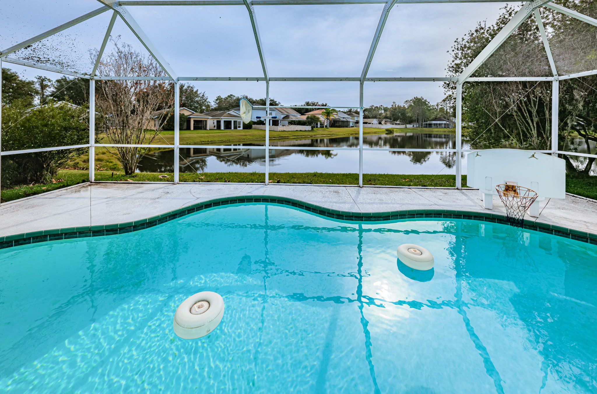 Pool2