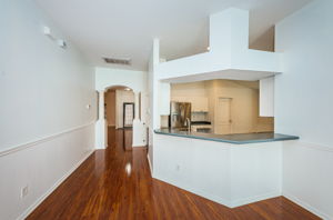 Kitchen Breakfast Bar