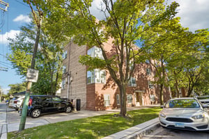 N Washtenaw Ave 2N-S0310-002.jpg